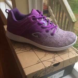 Geers by Dream Seek Sneakers